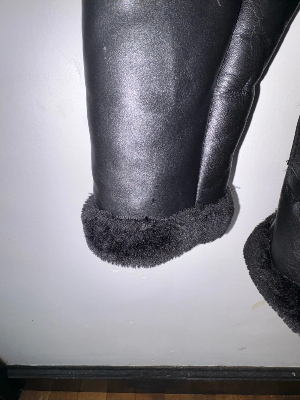 Unisex Black Shearling Leather Coat - Classic Winter Jacket